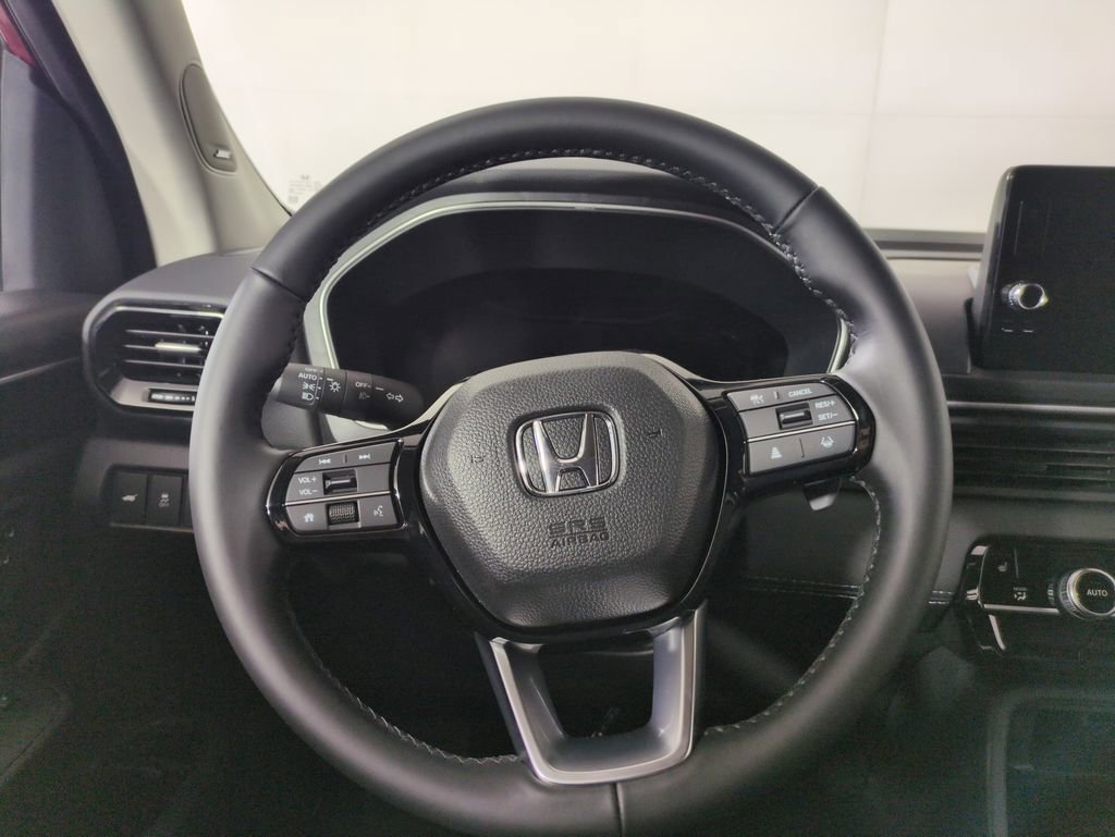 New 2025 Honda Pilot Touring image 14