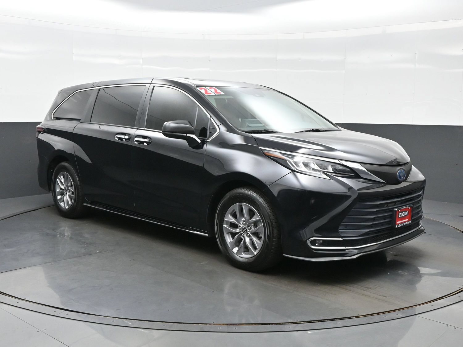 Used 2022 Toyota Sienna XLE FWD image 8