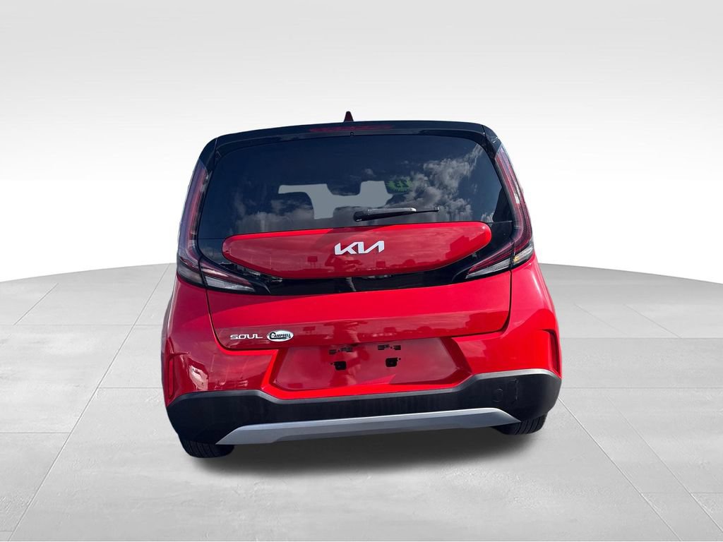 Used 2023 Kia Soul LX FWD image 9