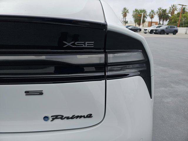 Used 2024 Toyota Prius Prime Premium image 34