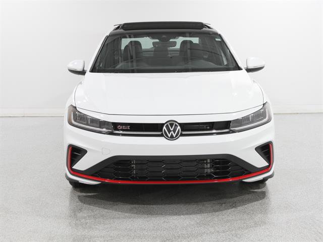 Used 2025 Volkswagen Jetta GLI Autobahn image 2