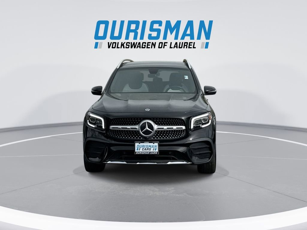 Used 2021 Mercedes-Benz GLB 250 4MATIC image 3