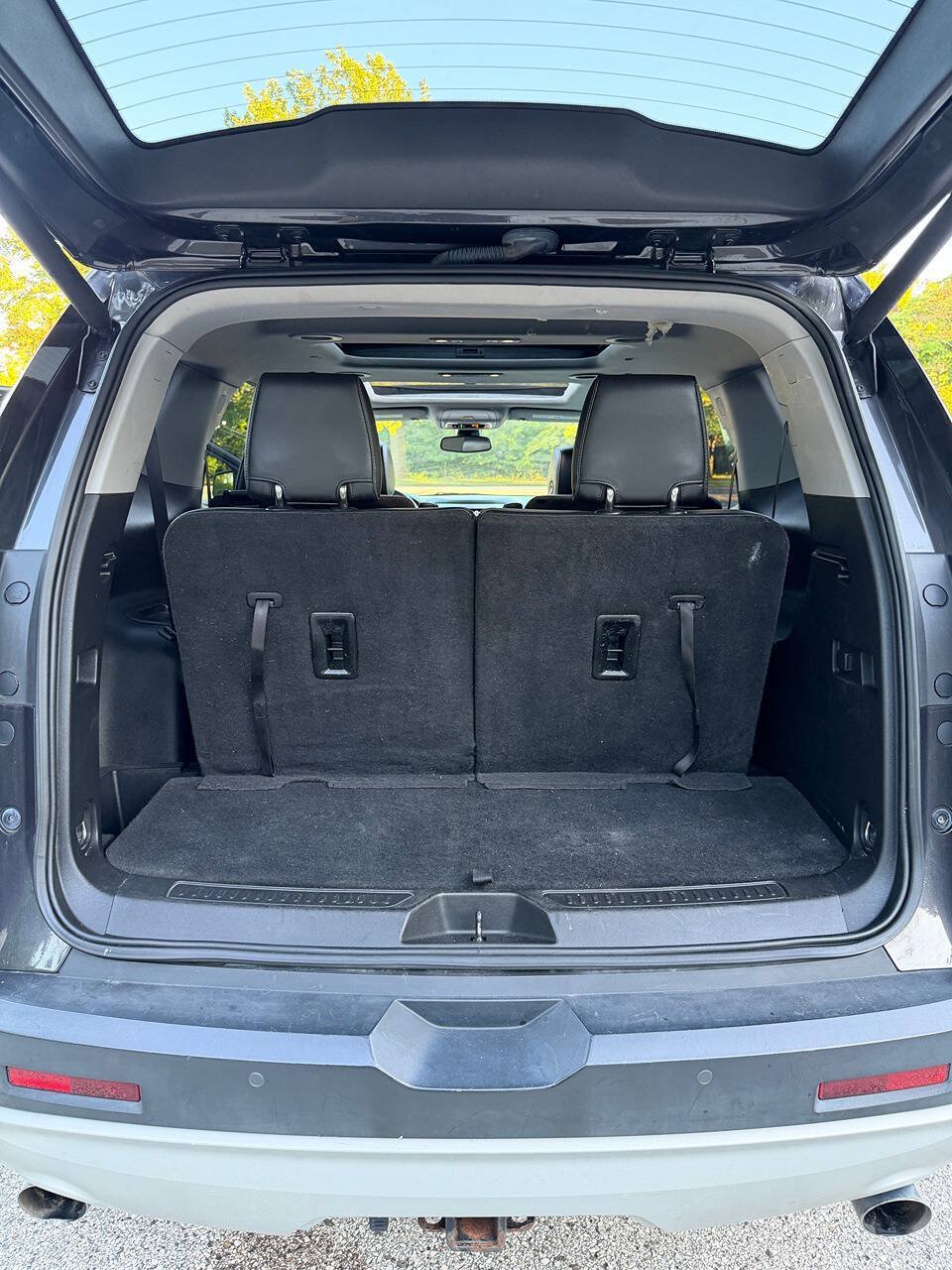 Used 2017 GMC Acadia SLT w/ LPO, Floor Liner Package AWD/4WD image 39