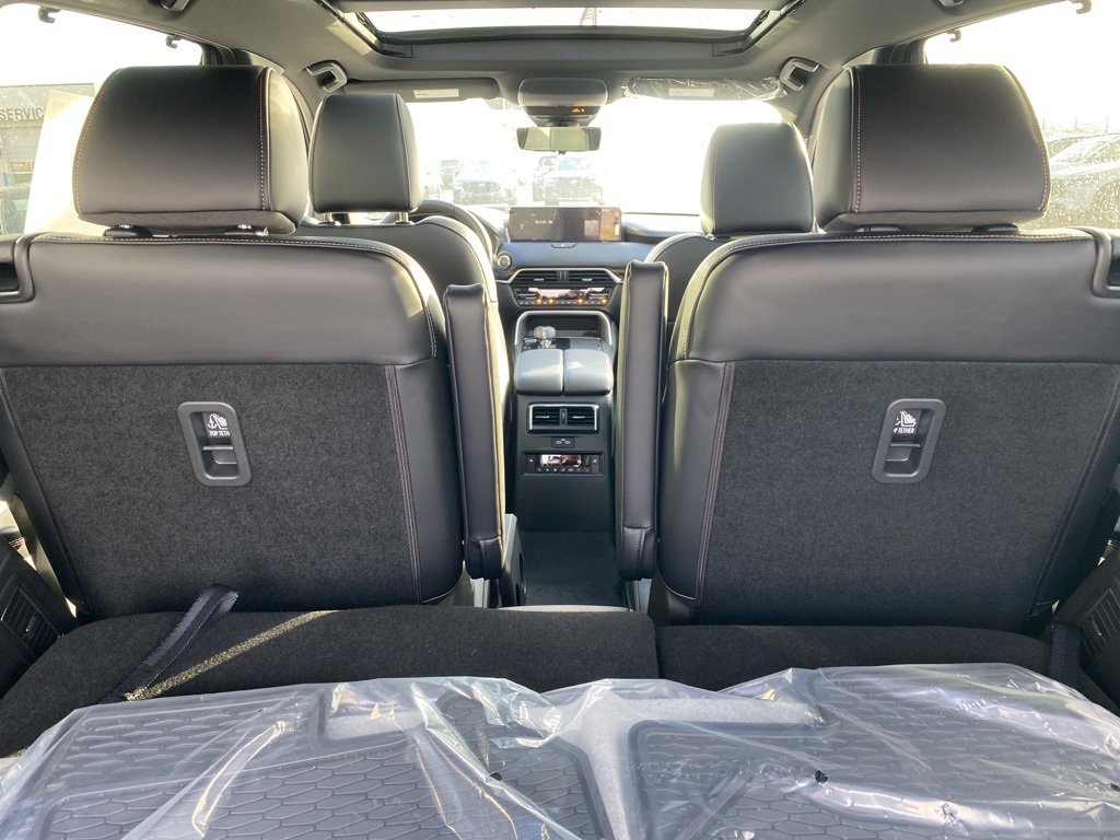 New 2026 MAZDA CX-90 Plug-In Hybrid w/ Premium Plus image 7