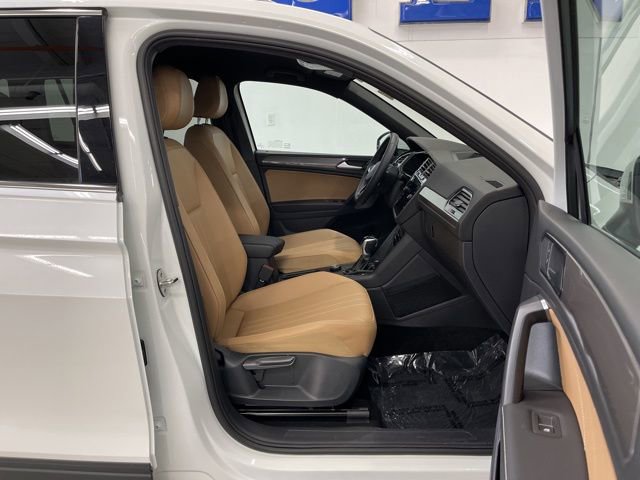 Certified 2023 Volkswagen Tiguan SE AWD/4WD image 11