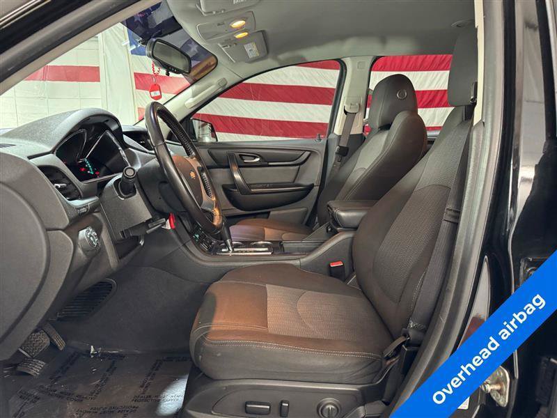 Used 2017 Chevrolet Traverse LT AWD/4WD image 8