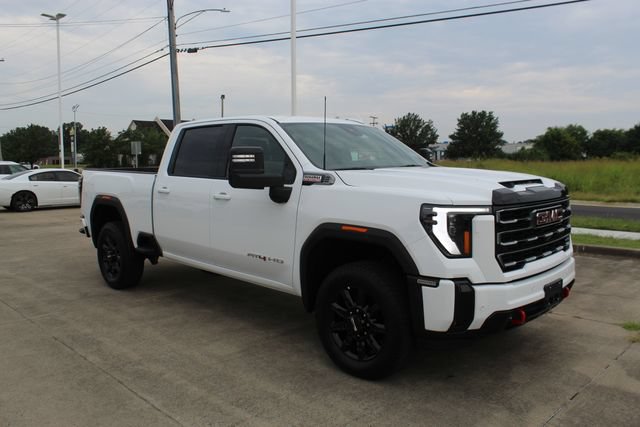 Used 2025 GMC Sierra 2500 AT4 AWD/4WD image 7