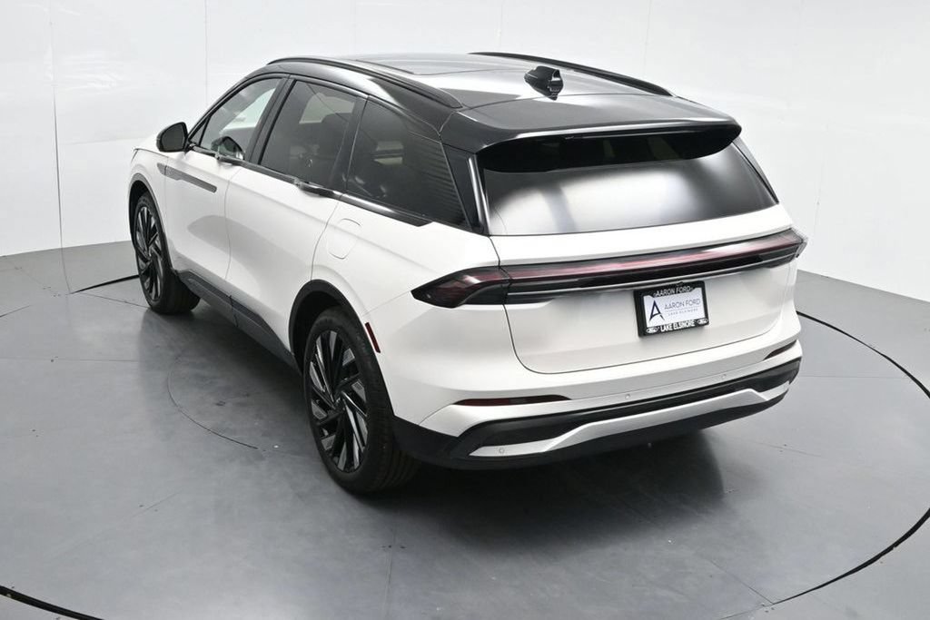 Used 2025 Lincoln Nautilus Reserve w/ Jet Appearance Package AWD/4WD image 54