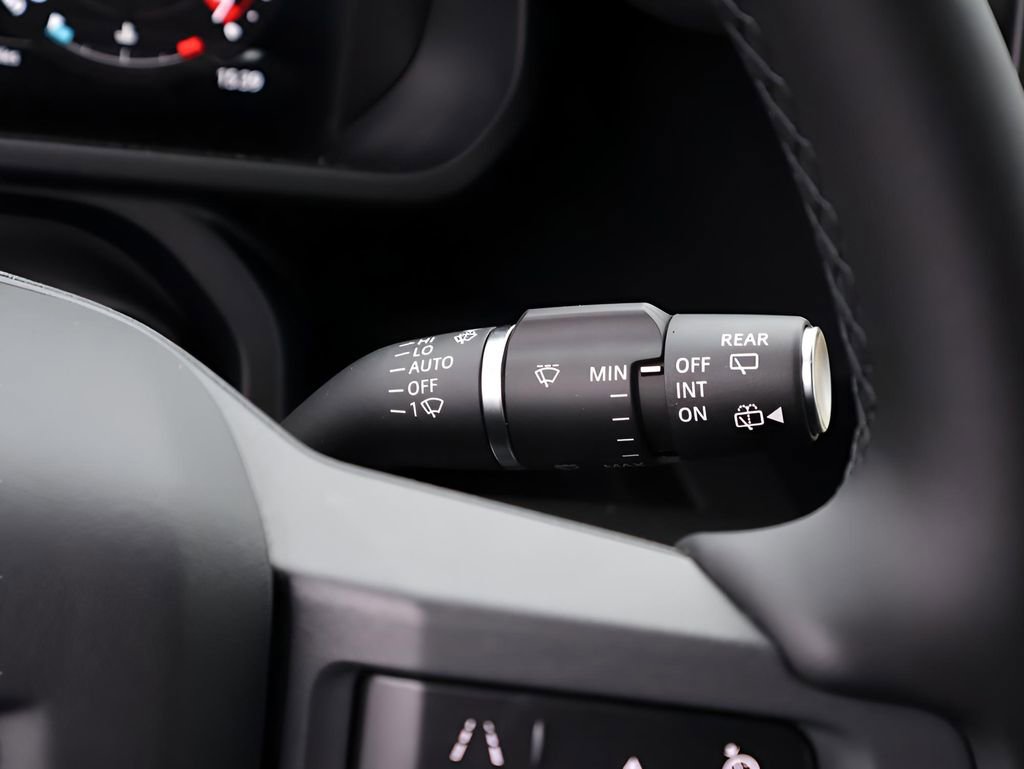 New 2026 Land Rover Defender 110 S image 33