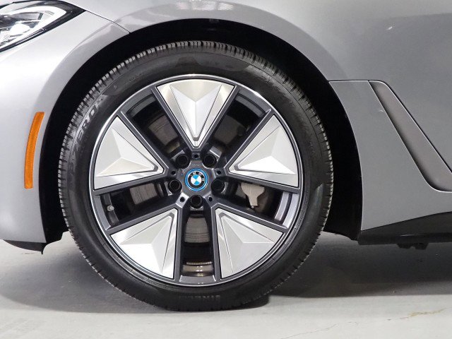 Used 2023 BMW i4 eDrive35 image 56