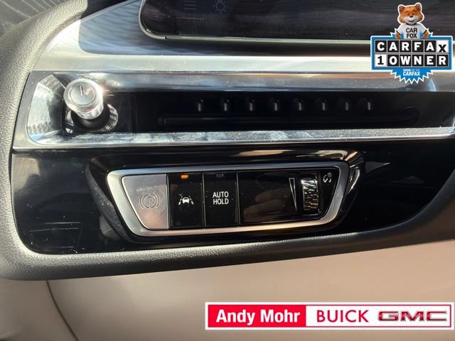 Used 2025 Cadillac Lyriq Sport AWD/4WD image 33
