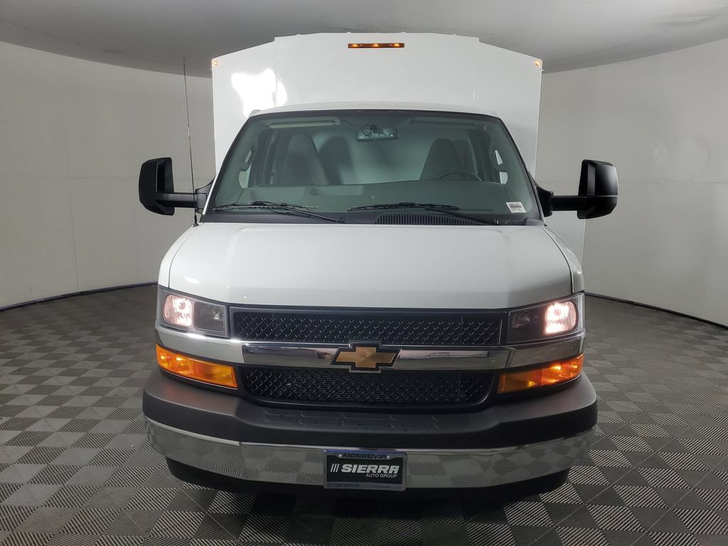 New 2026 Chevrolet Express 3500 w/ Power Convenience Package RWD image 9