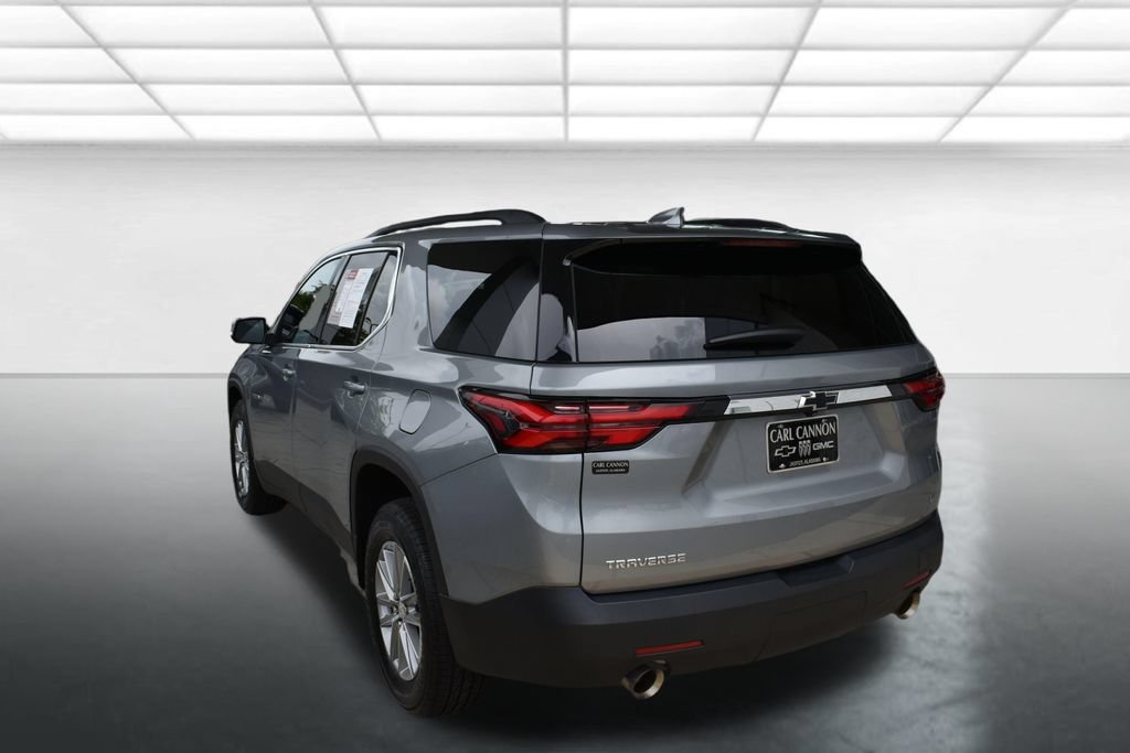 Used 2023 Chevrolet Traverse LT FWD image 9