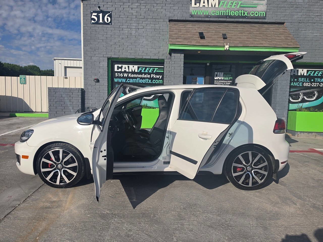 Used 2012 Volkswagen GTI Autobahn FWD image 28