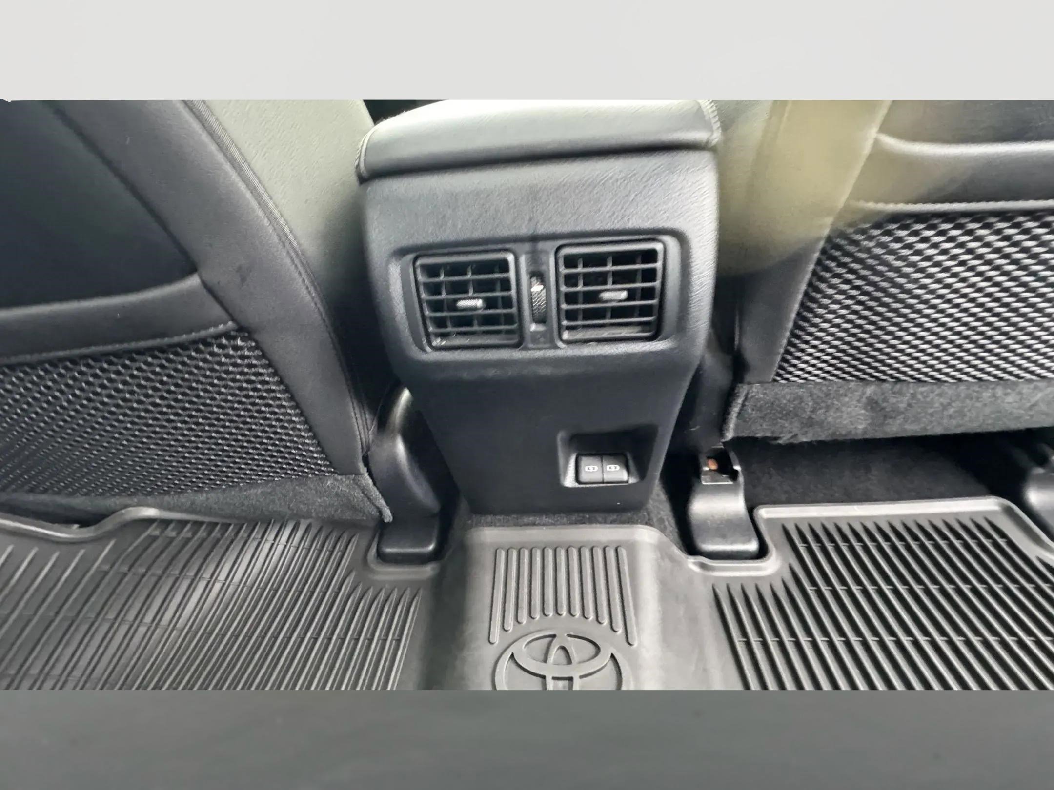 Used 2023 Toyota 4Runner SR5 Premium w/ Moonroof Package image 10