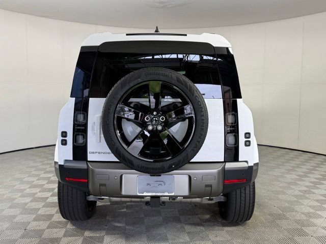 New 2026 Land Rover Defender 110 S AWD/4WD image 7