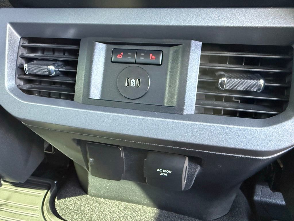 Used 2024 Ford F250 Lariat w/ Lariat Ultimate Package image 12