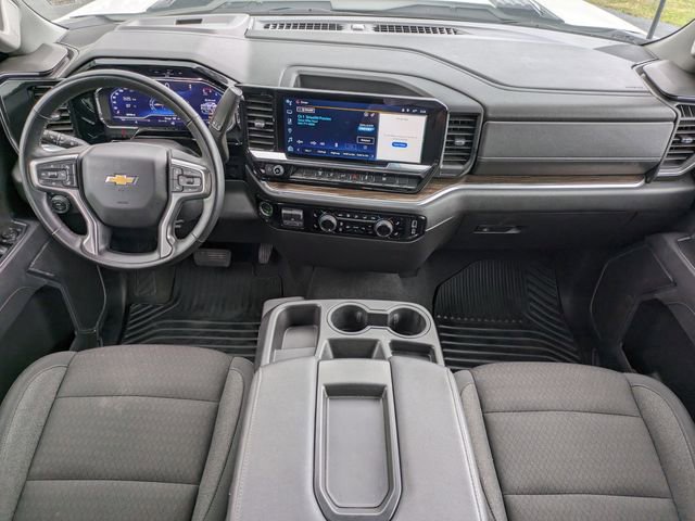 Used 2025 Chevrolet Silverado 2500 LT w/ Convenience Package image 15