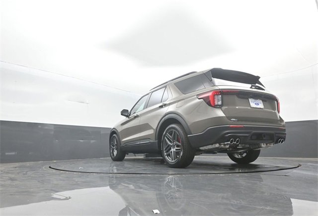 New 2026 Ford Explorer ST w/ Sun And Sound Package image 35