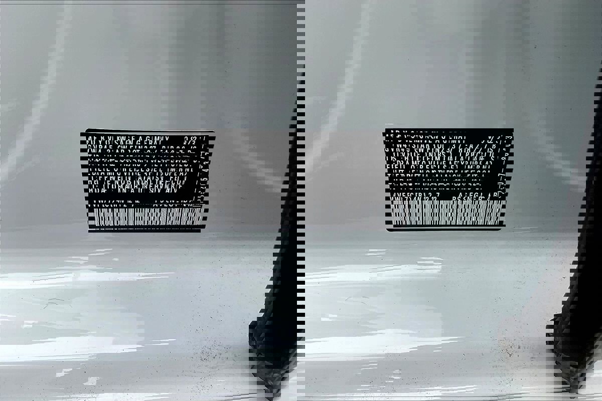 Used 2024 Volkswagen Golf R image 25