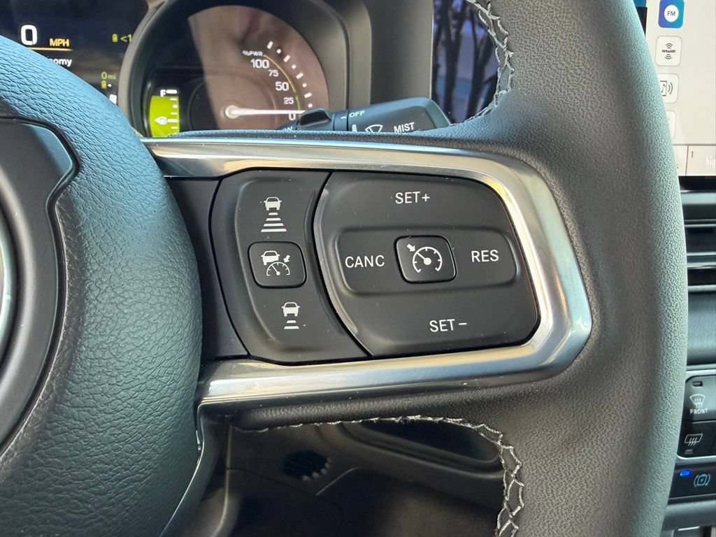 Certified 2025 Jeep Wrangler Unlimited Sahara AWD/4WD image 17