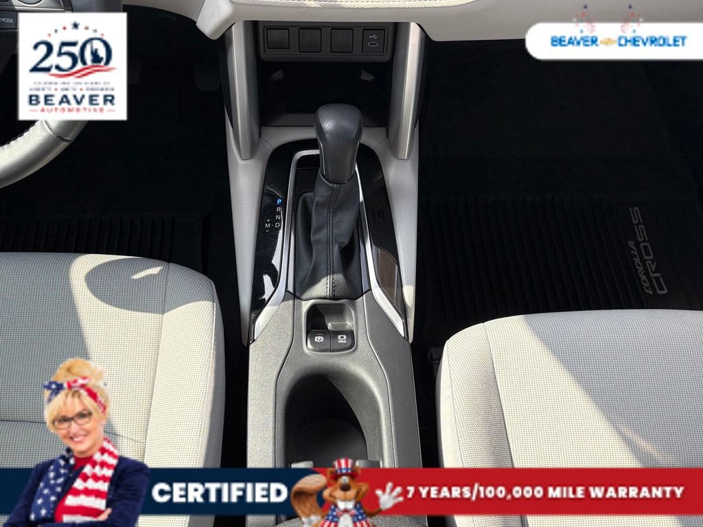 Used 2025 Toyota Corolla Cross LE FWD image 20