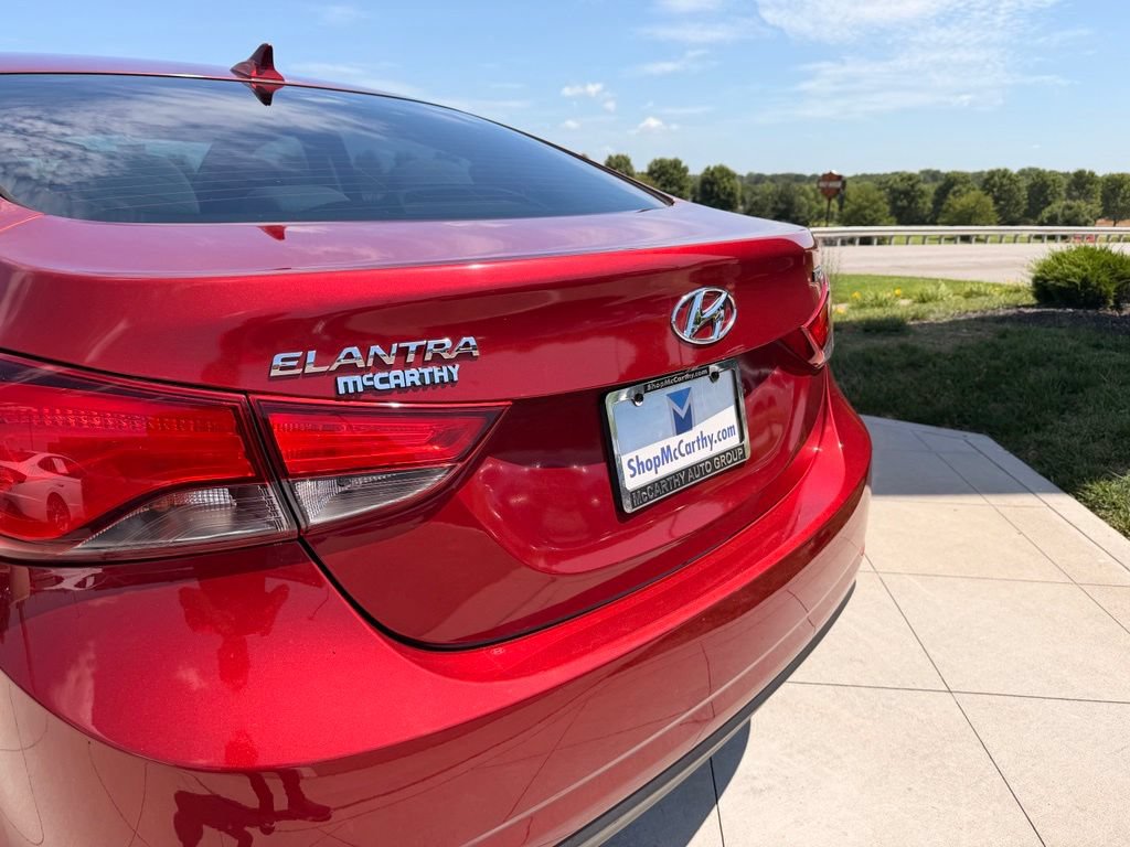 Used 2015 Hyundai Elantra SE w/ Option Group 02 FWD image 34
