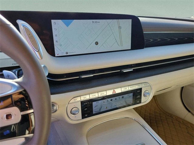 Used 2023 Genesis G90 3.5T image 17