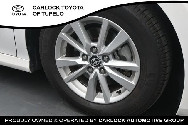 Used 2025 Toyota Camry SE FWD image 37