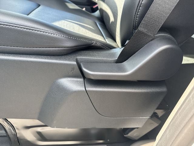 New 2026 Ford Transit 250 148 Medium Roof w/ Load Area Protection Package RWD image 12
