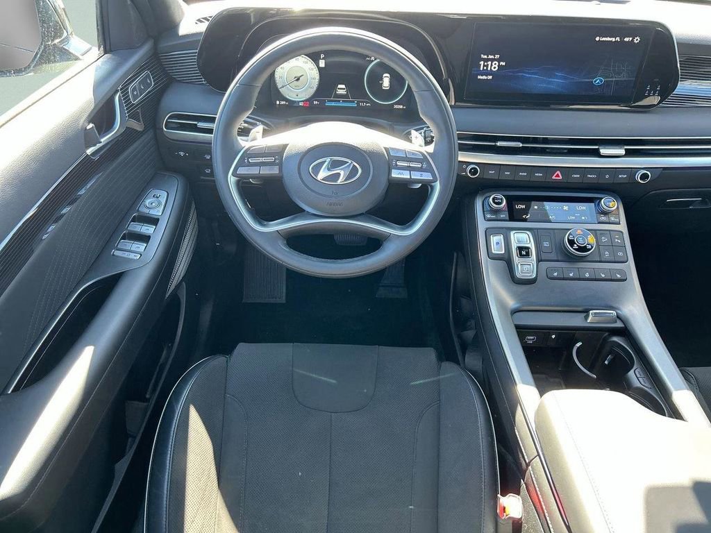 Used 2024 Hyundai Palisade Calligraphy image 13