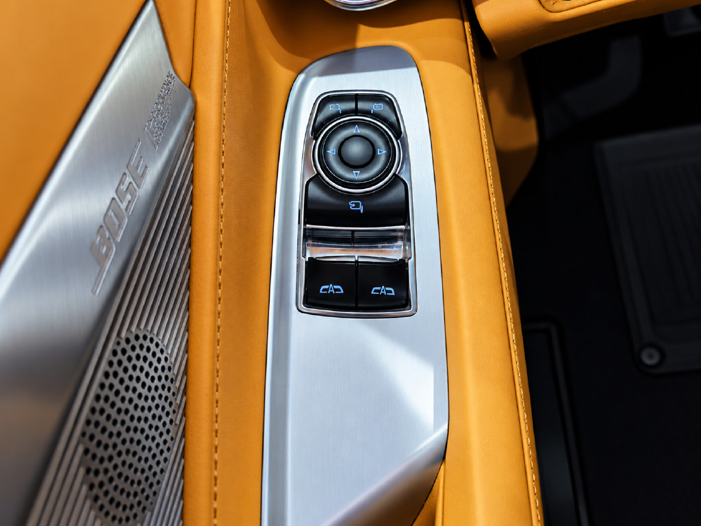 Used 2020 Chevrolet Corvette Stingray Premium Cpe w/ 3LT Preferred Equipment Group RWD image 18