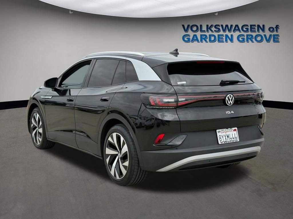 Certified 2021 Volkswagen ID.4 Pro S w/ Gradient Package RWD image 4