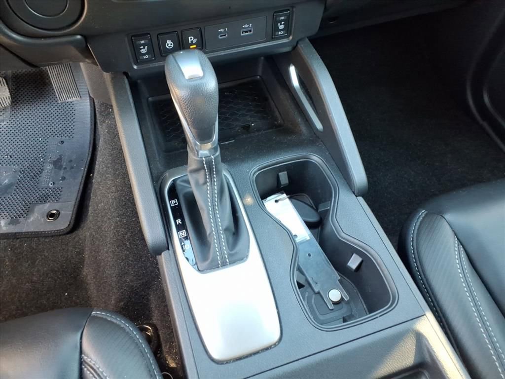 Used 2024 Nissan Frontier SL w/ Technology Package image 27