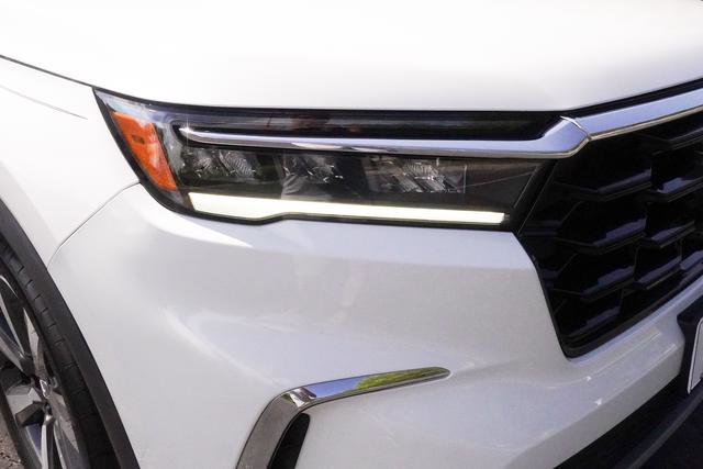 Used 2025 Honda Pilot Touring image 30