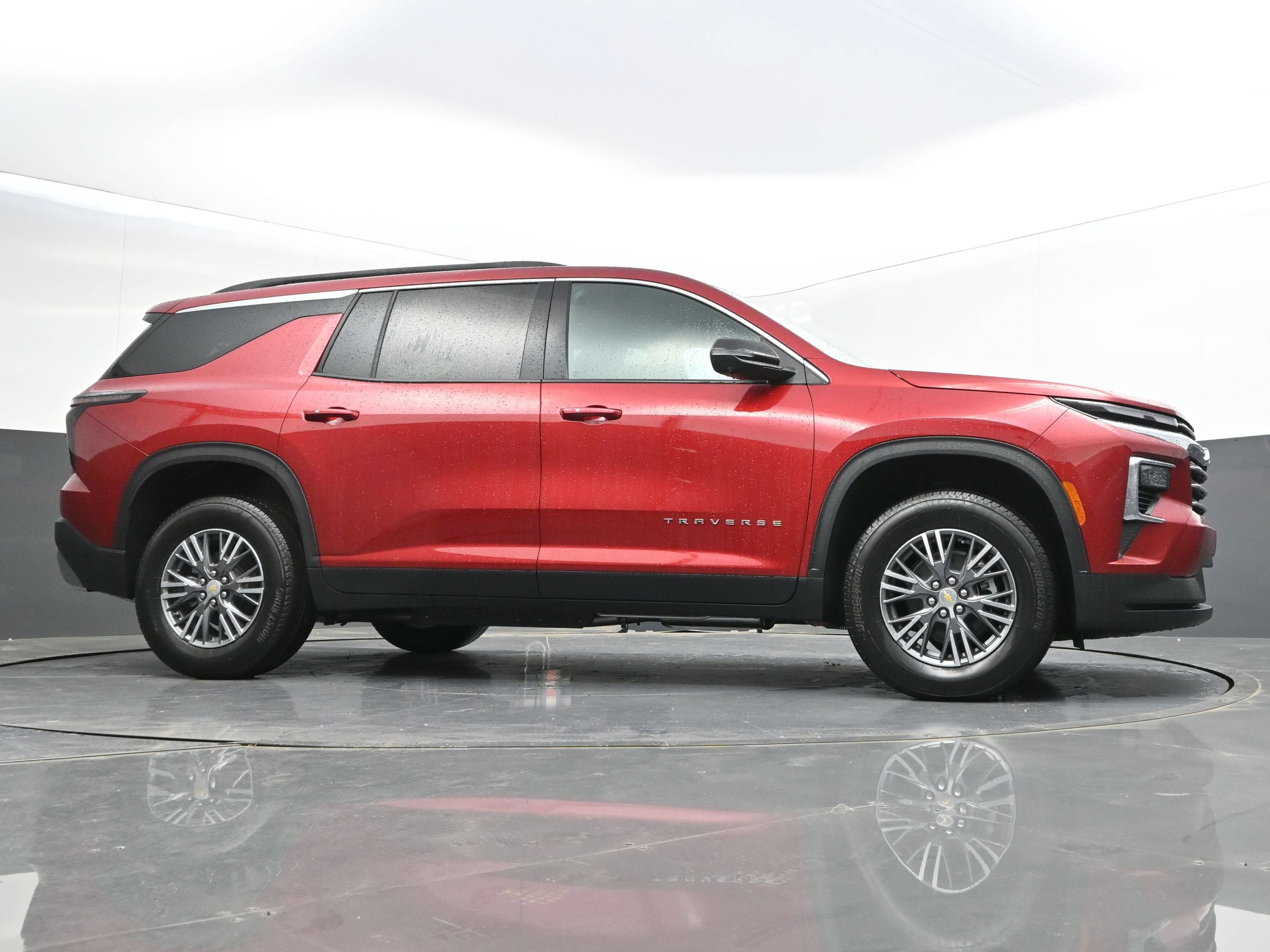 New 2026 Chevrolet Traverse LT w/ Driver Confidence Package FWD image 44
