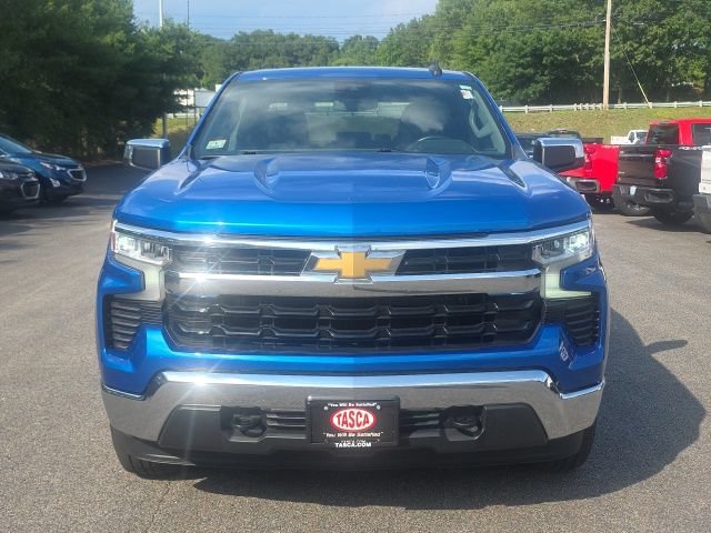 Used 2023 Chevrolet Silverado 1500 LT AWD/4WD image 3