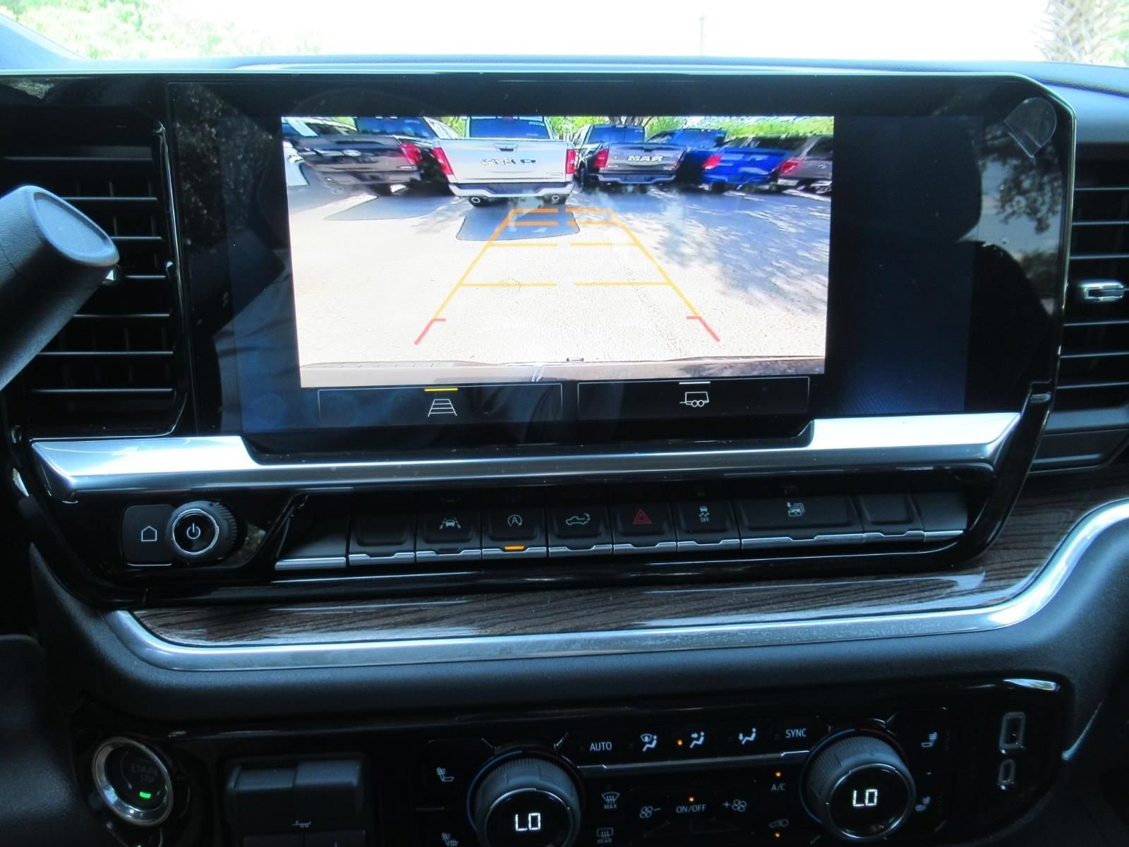 Used 2026 Chevrolet Silverado 1500 LT AWD/4WD image 28