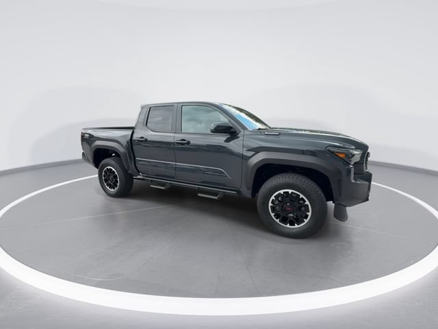 Used 2026 Toyota Tacoma TRD Off-Road AWD/4WD image 2