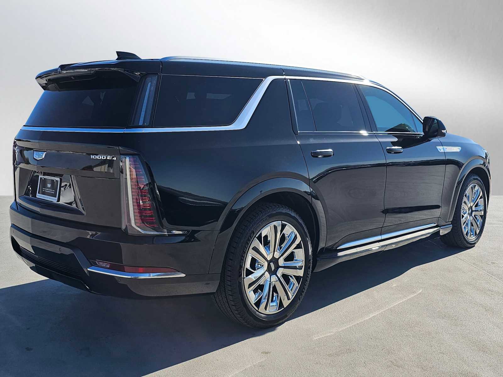 New 2026 Cadillac Escalade IQL Luxury w/ LPO, Radiant Package image 4
