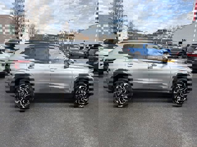 New 2026 Chevrolet Trax RS w/ Sunroof Package image 2