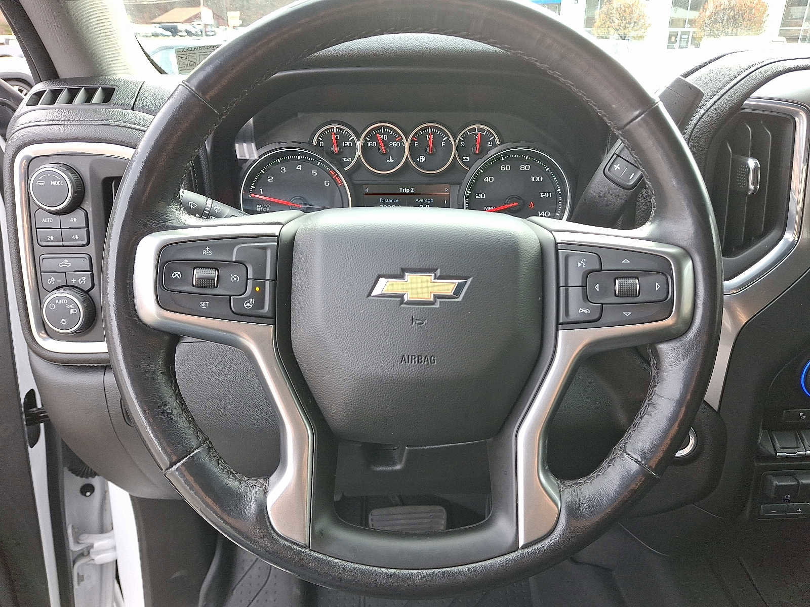 Used 2021 Chevrolet Silverado 1500 LT image 20