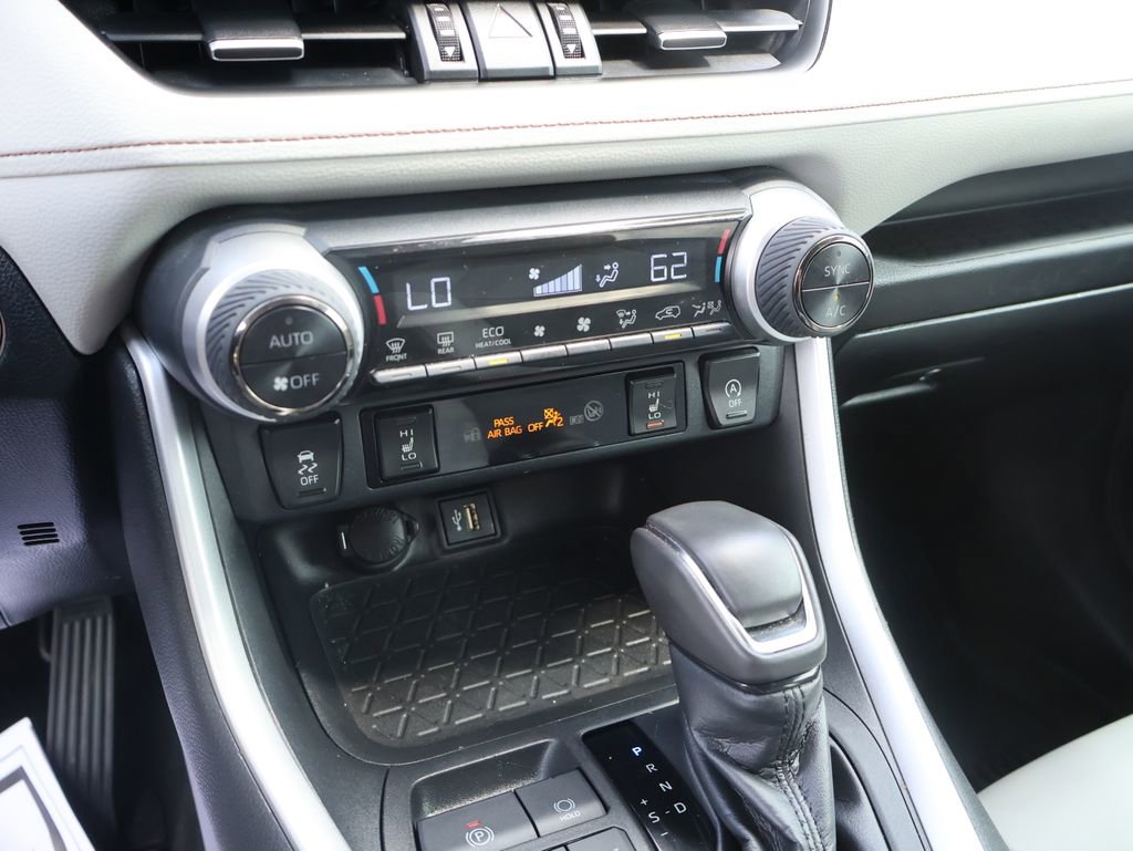Used 2023 Toyota RAV4 XLE Premium AWD/4WD image 92