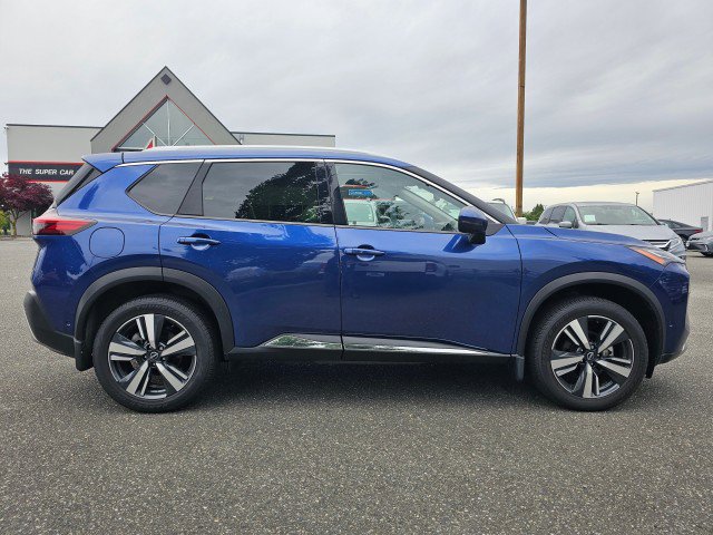 Used 2023 Nissan Rogue Platinum AWD/4WD image 2