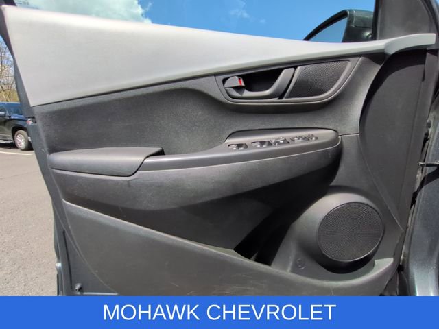 Used 2018 Hyundai Kona SE AWD/4WD image 21