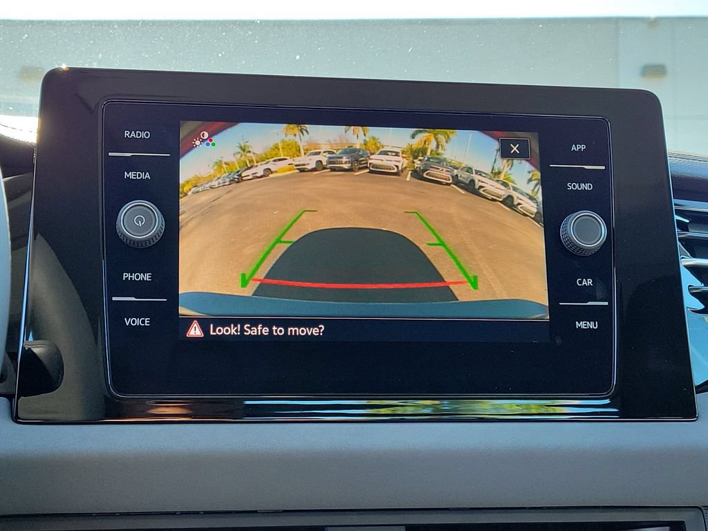New 2026 Volkswagen Jetta SE FWD image 18