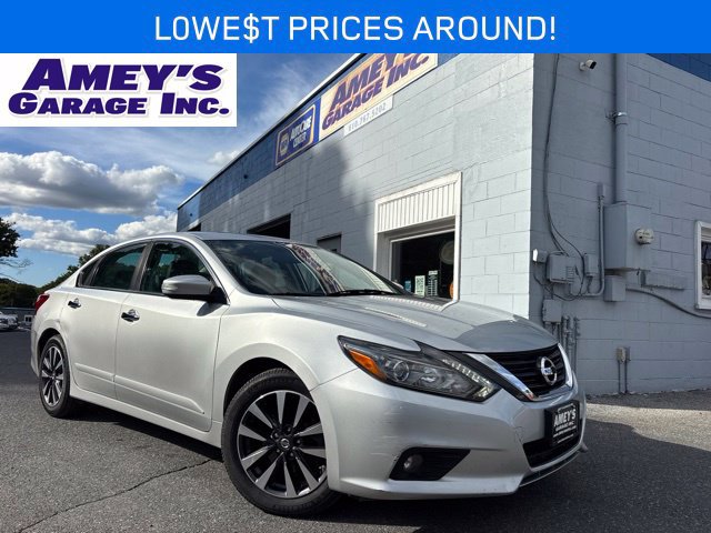 Used 2017 Nissan Altima 2.5 SL w/ 2.5 Technology Package