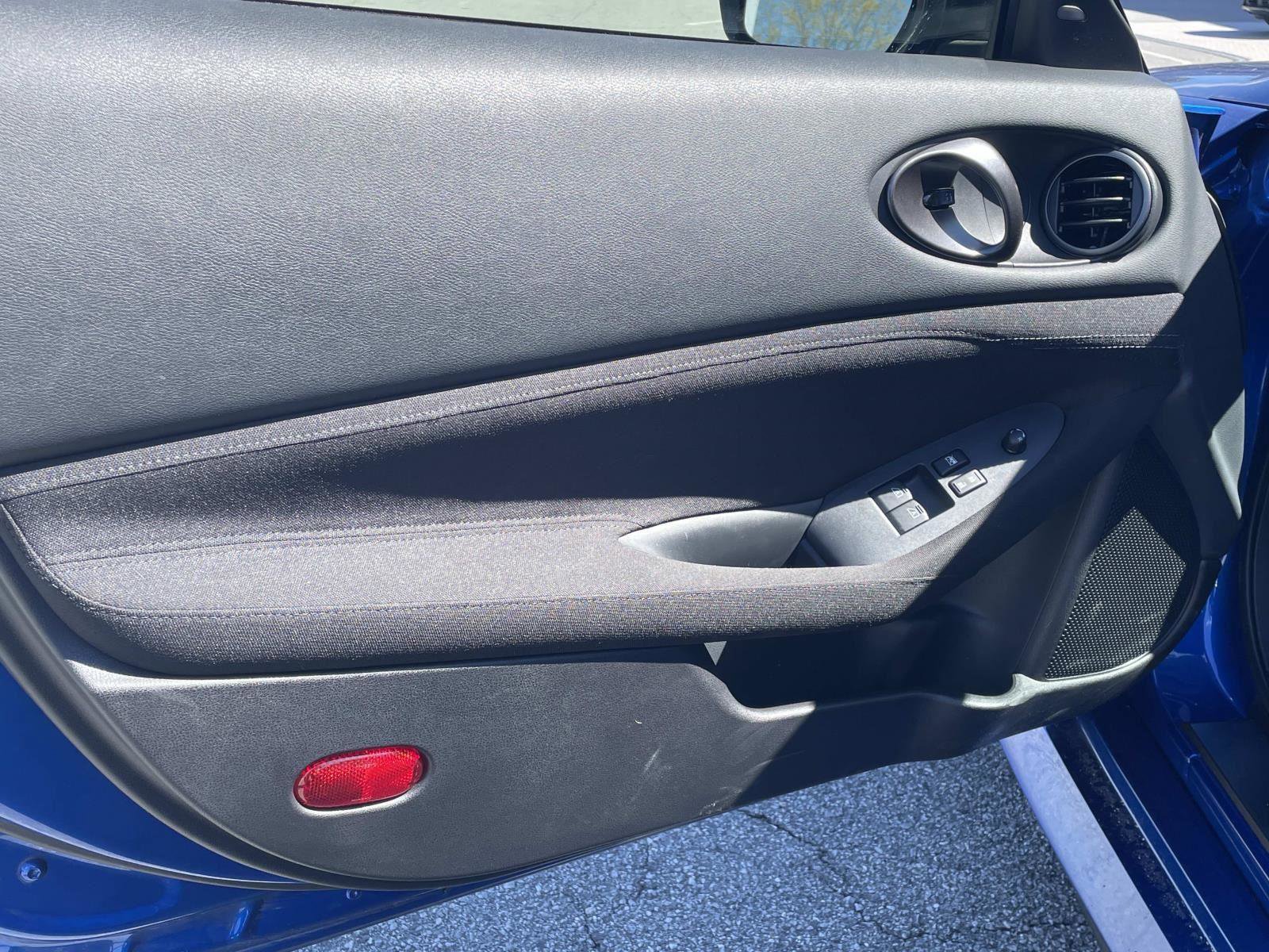 Used 2024 Nissan Z Sport w/ Floor Mat Package RWD image 12