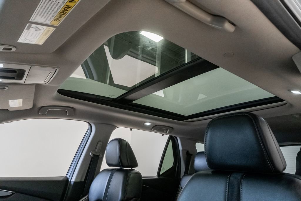 Used 2024 Honda Pilot Touring image 8