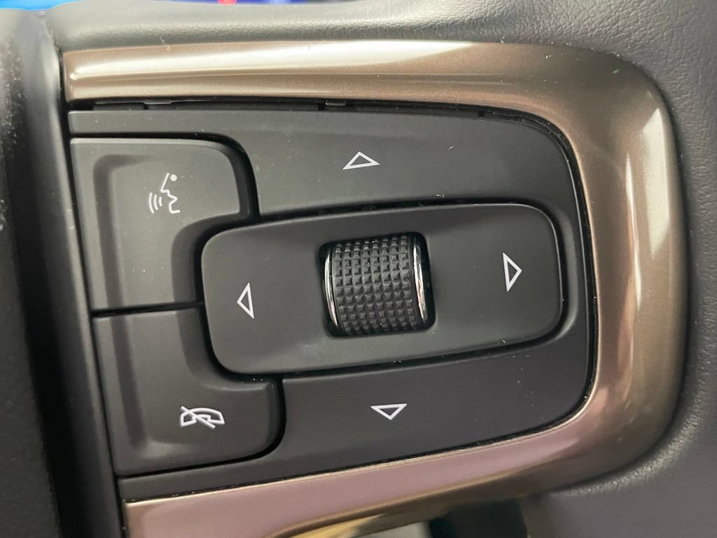 Used 2023 Chevrolet Suburban High Country AWD/4WD image 34